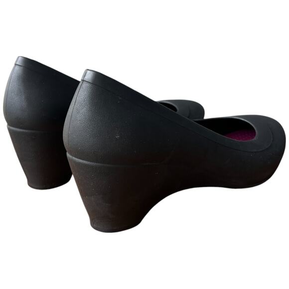 Crocs Lina Women's 7 Size Down For Half Size Black Pump Wedge Heel Dual Comfort - Picture 5 of 14